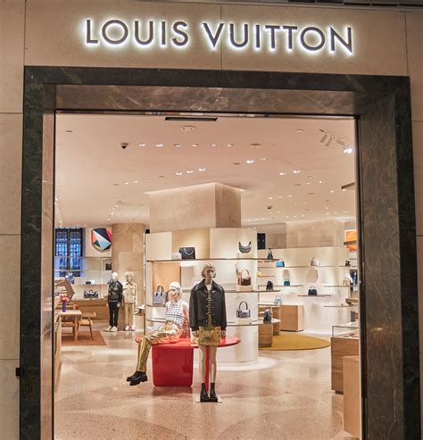 louis vuitton canarias|tiendas en louis vuitton.